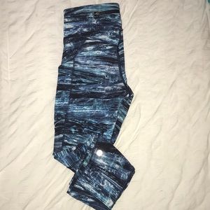 women’s lululemon leggings!